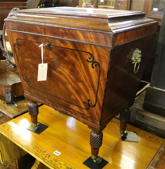 Regency ebony strung mahogany cellaret(-)